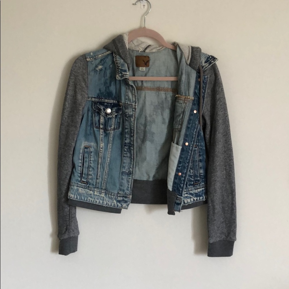 Lightwash denim hoodie jacket